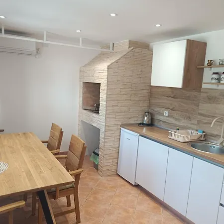 Guest house Cozy Pula